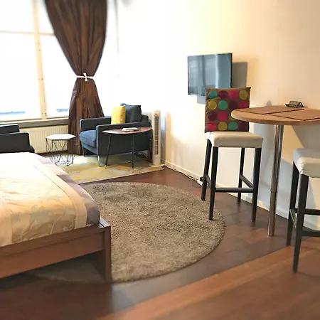 4 Guestrooms Guest house
