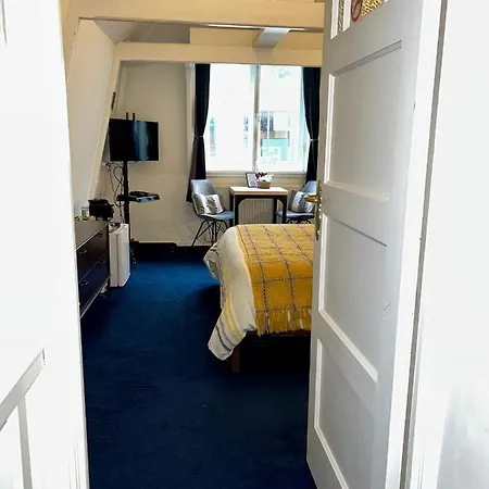 4 Guestrooms Amsterdam