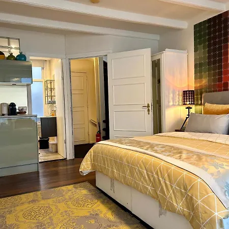 4 Guestrooms Amsterdam