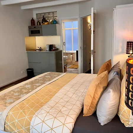 4 Guestrooms