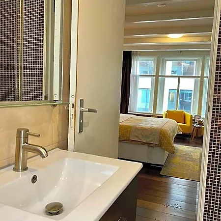 4 Guestrooms 4*