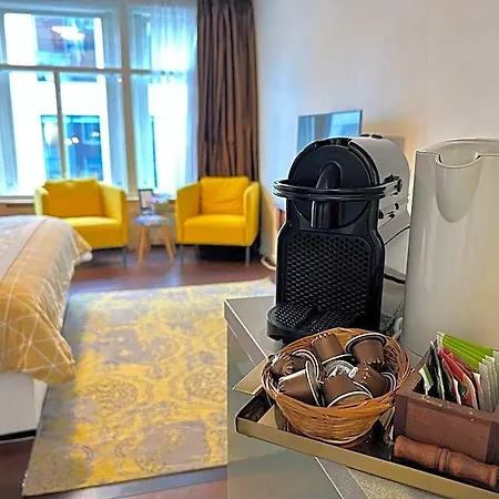 4 Guestrooms בית הארחה