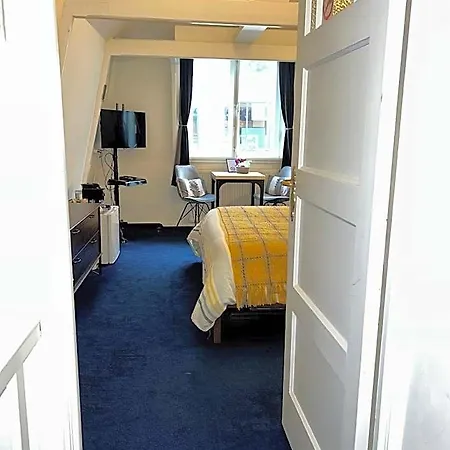 בית הארחה 4 Guestrooms 4*