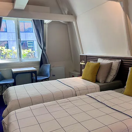 4 Guestrooms Amsterdam