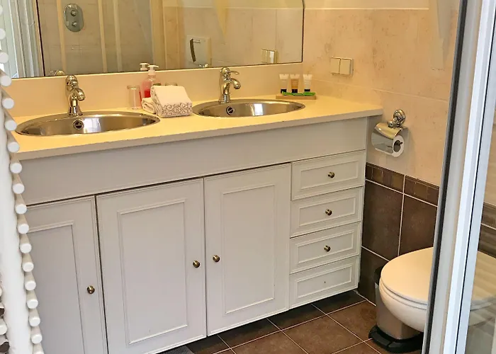 4 Guestrooms Konukevi Amsterdam