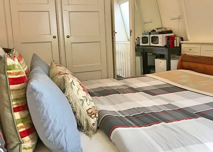 4 Guestrooms Konukevi 4*