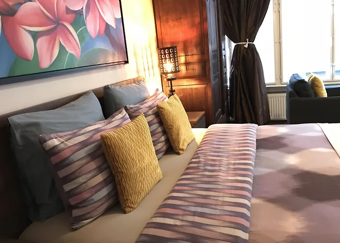 4 Guestrooms 4* Amsterdam