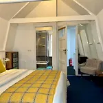 Pensionat 4 Guestrooms 4*