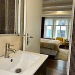 4 Guestrooms Pensionat 4*